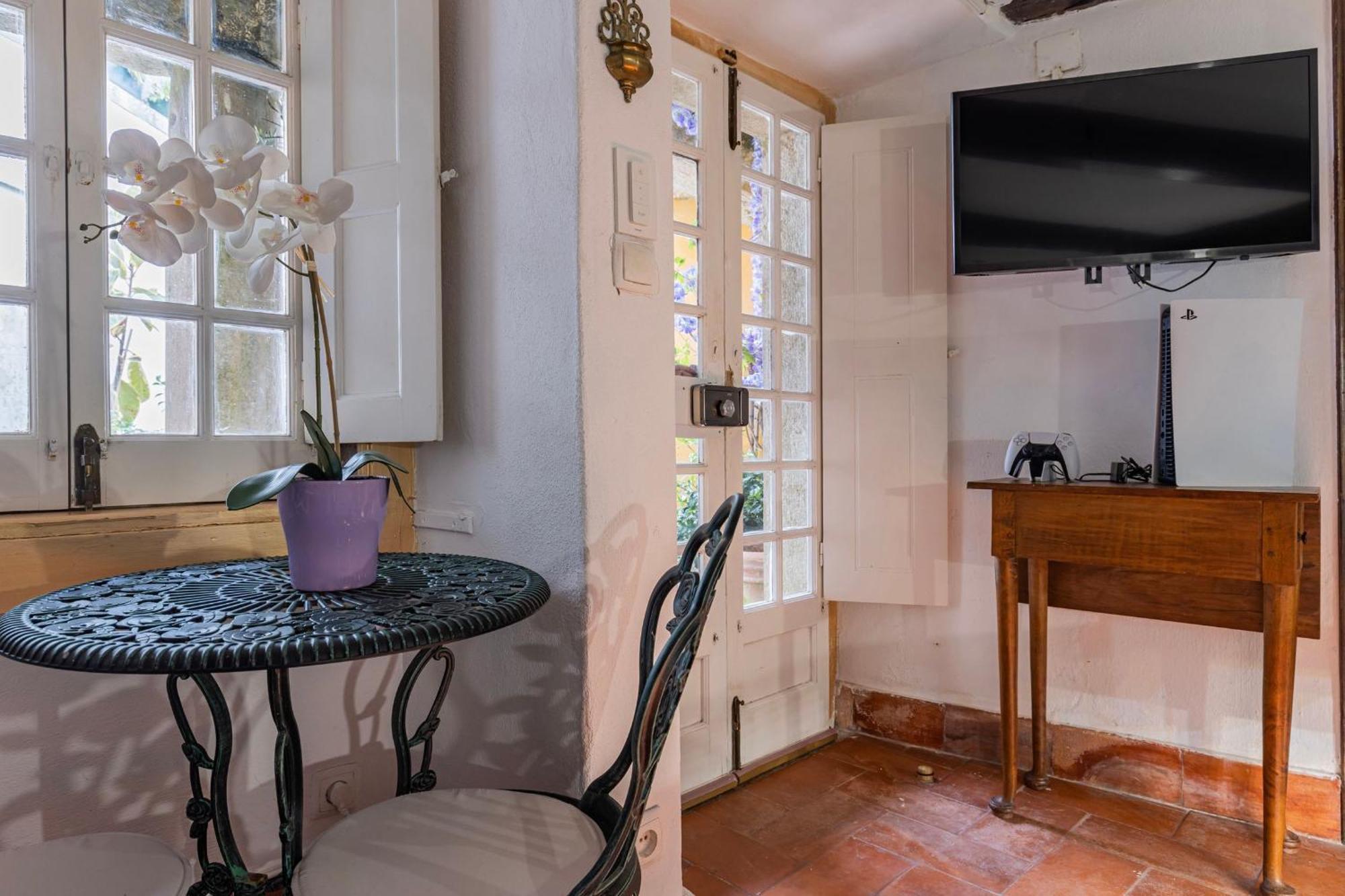 Small Cozy Room In Palace Patio With Hot Tub And Snooker - Sintra Wow Εξωτερικό φωτογραφία