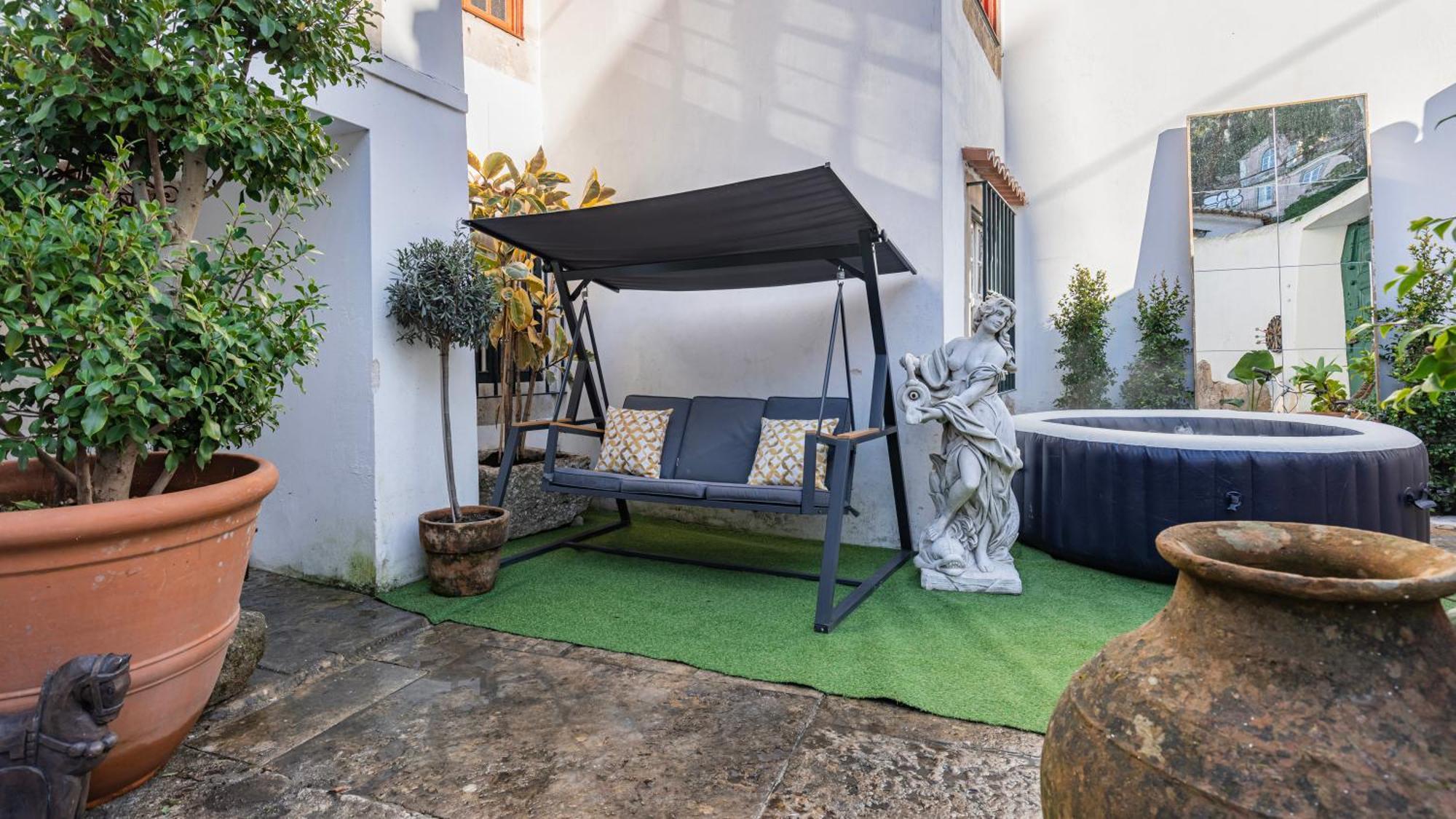 Small Cozy Room In Palace Patio With Hot Tub And Snooker - Sintra Wow Εξωτερικό φωτογραφία